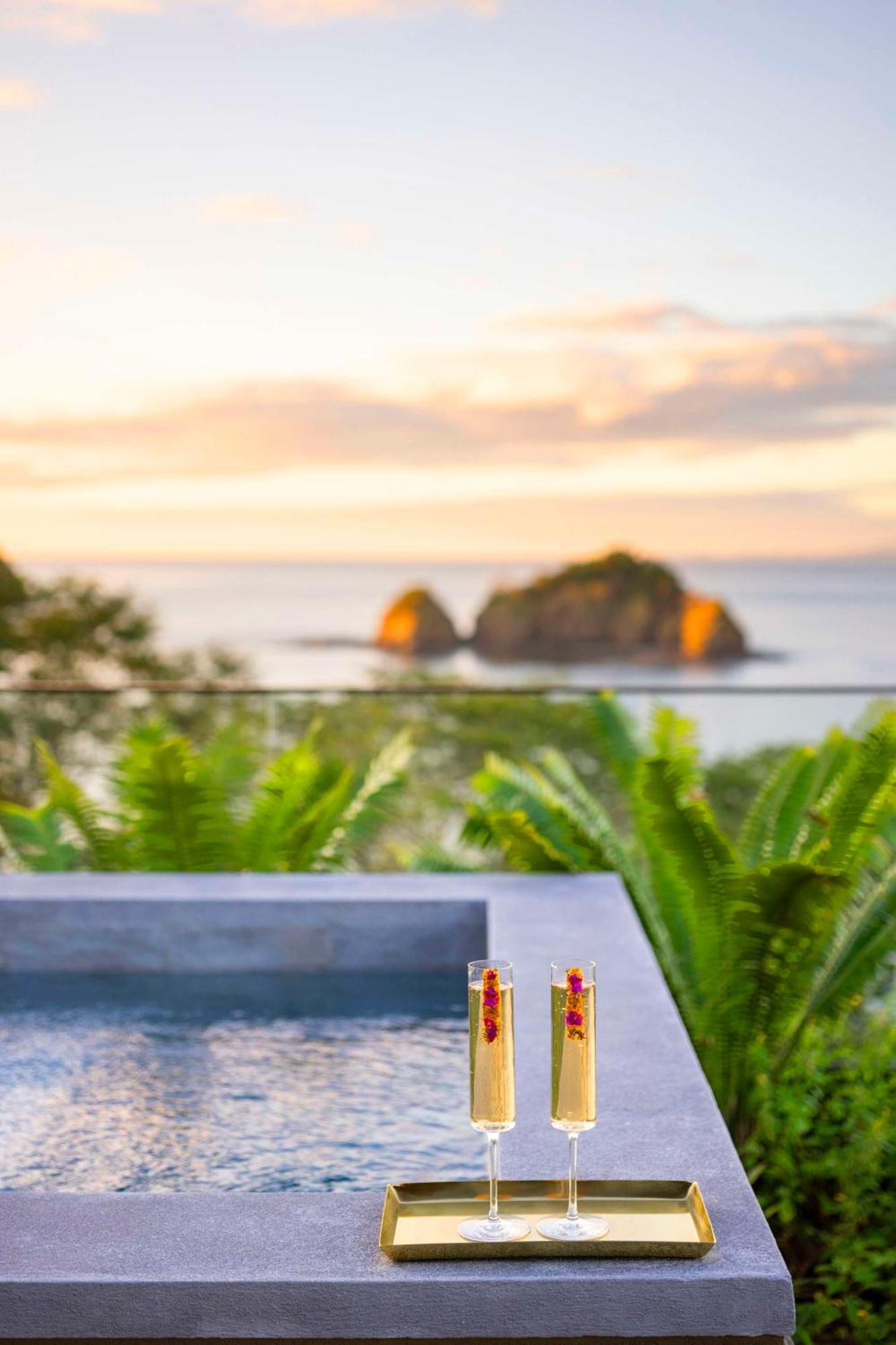 Waldorf Astoria Costa Rica Punta Cacique Hotel ภายนอก รูปภาพ